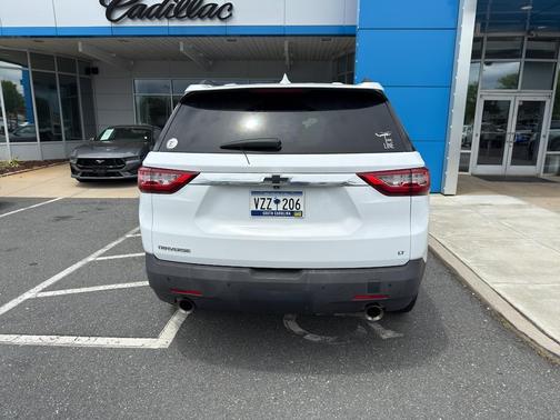 Summit White 2021 Chevrolet Traverse LT Cloth