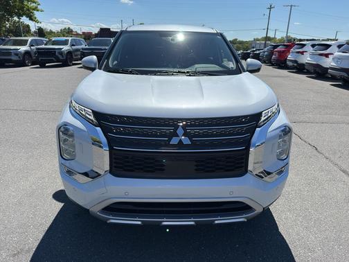2023 Mitsubishi Outlander SE 2.5 S-AWC
