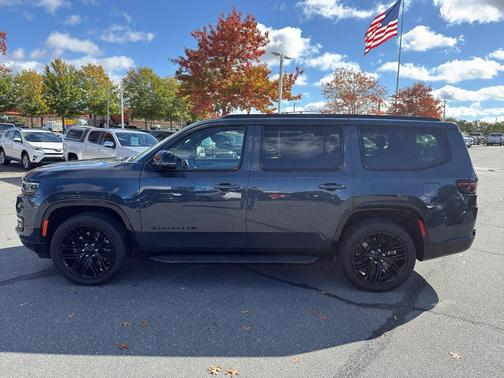 2024 Jeep Wagoneer Series II Carbide 4x4