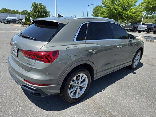 Chronos Gray Metallic 2021 Audi Q3 45 S line Premium