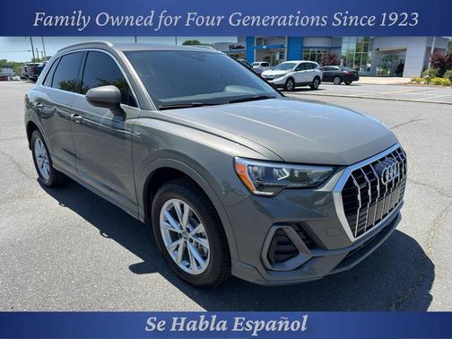 Chronos Gray Metallic 2021 Audi Q3 45 S line Premium