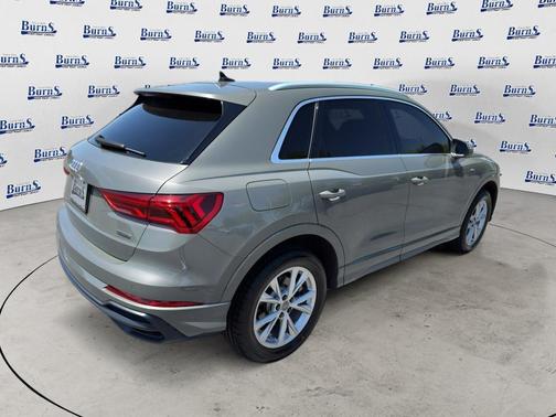 Chronos Gray Metallic 2021 Audi Q3 45 S line Premium