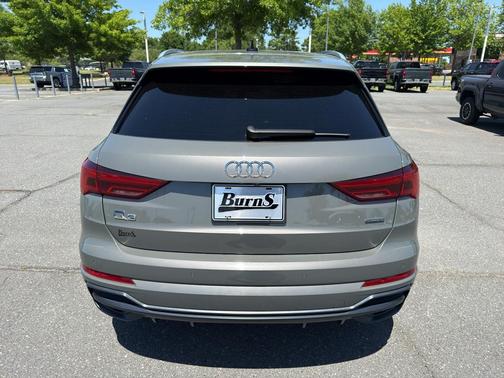 Chronos Gray Metallic 2021 Audi Q3 45 S line Premium