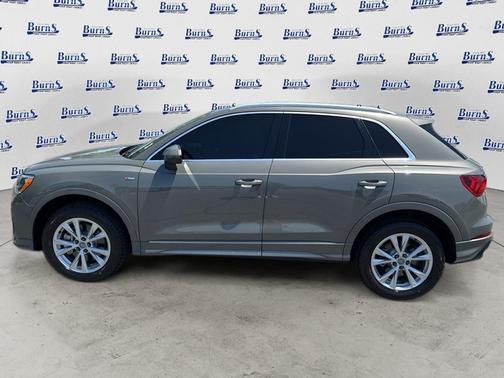 Chronos Gray Metallic 2021 Audi Q3 45 S line Premium