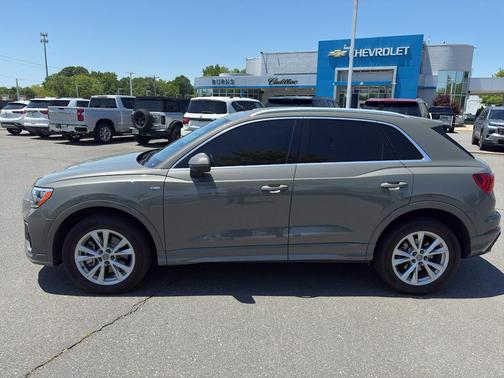 Chronos Gray Metallic 2021 Audi Q3 45 S line Premium