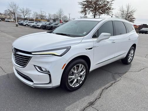 2023 Buick Enclave Premium FWD