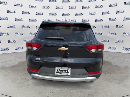 Mosaic Black Metallic 2026 Chevrolet Trailblazer LT