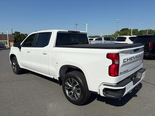 Summit White 2023 Chevrolet Silverado 1500 RST