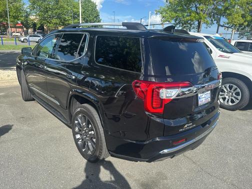 Ebony Twilight Metallic 2022 GMC Acadia Denali