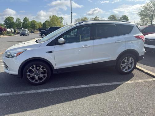 White Platinum Tricoat 2014 Ford Escape Titanium