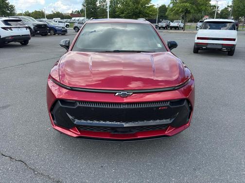 Radiant Red Tintcoat 2024 Chevrolet Equinox EV RS