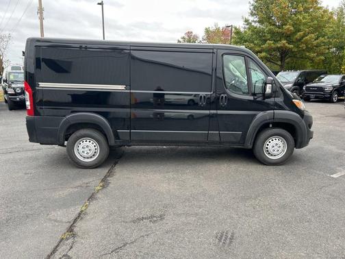 2026 RAM ProMaster 2500 Tradesman