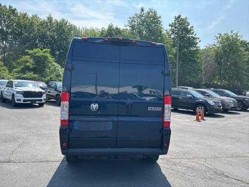 2025 RAM ProMaster 2500 Tradesman