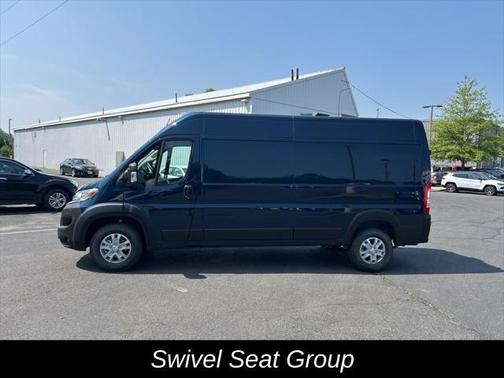 2025 RAM ProMaster 2500 Tradesman