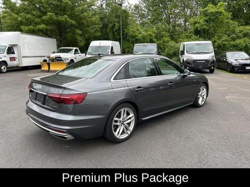 2022 Audi A4 45 S line Premium Plus