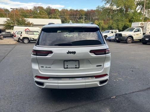 2022 Jeep Grand Cherokee L Overland