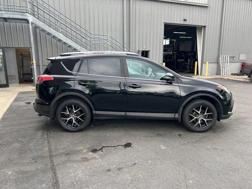 Black 2016 Toyota RAV4 SE