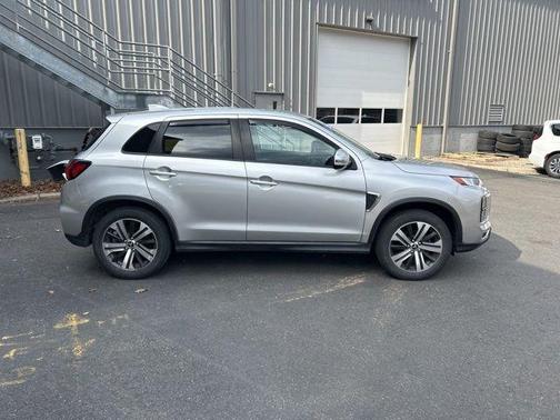 2020 Mitsubishi Outlander Sport SE