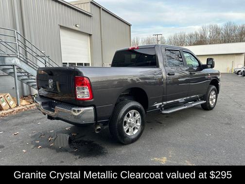 2024 RAM 2500 Big Horn Crew Cab 4x4 6'4' Box