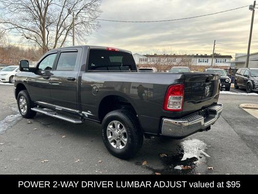 2024 RAM 2500 Big Horn Crew Cab 4x4 6'4' Box
