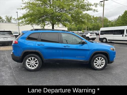 2022 Jeep Cherokee Latitude Lux