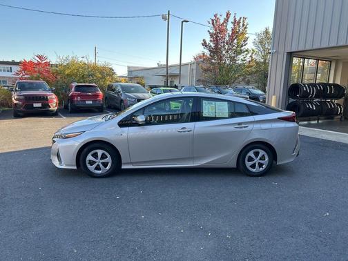 2018 Toyota Prius Prime Premium