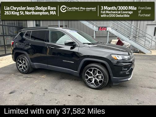 Diamond Black Crystal Pearlcoat 2025 Jeep Compass Limited