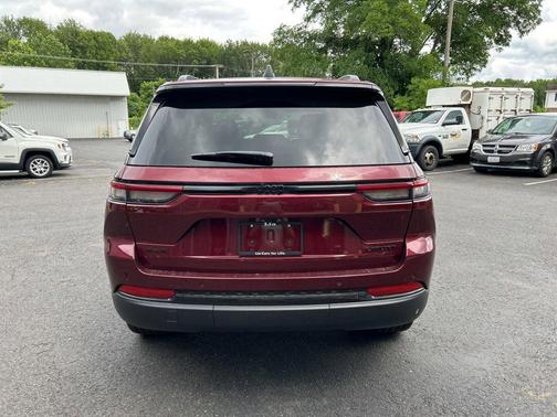 2025 Jeep Grand Cherokee Limited X