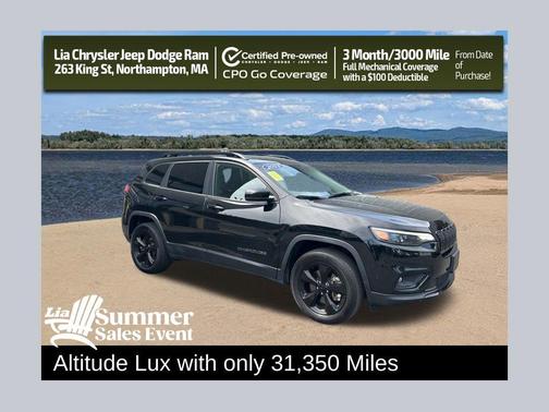 Diamond Black Crystal Pearlcoat 2023 Jeep Cherokee Altitude