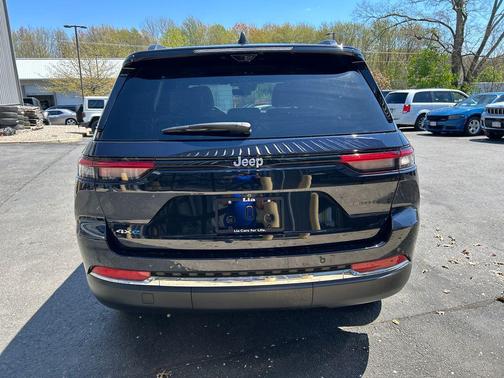 Midnight Sky 2024 Jeep Grand Cherokee 4xe Base