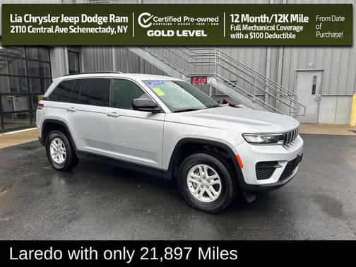 Silver Zynith 2024 Jeep Grand Cherokee Laredo