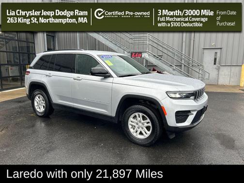 Silver Zynith 2024 Jeep Grand Cherokee Laredo