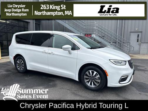 Bright White Clearcoat 2022 Chrysler Pacifica Hybrid Touring L