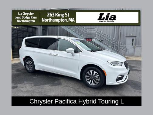 Bright White Clearcoat 2022 Chrysler Pacifica Hybrid Touring L