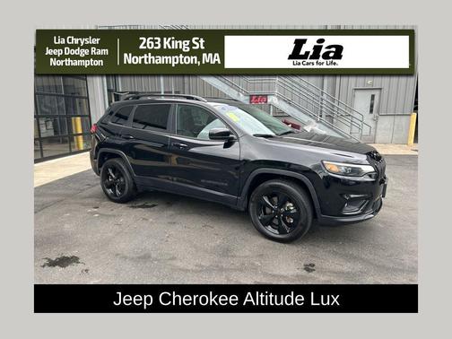 Diamond Black Crystal Pearlcoat 2023 Jeep Cherokee Altitude