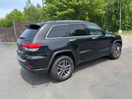 Diamond Black Crystal Pearlcoat 2020 Jeep Grand Cherokee Limited