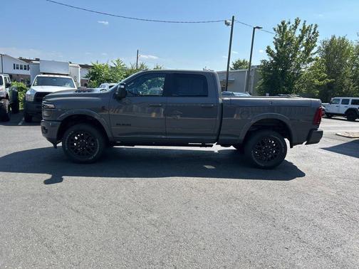 2025 RAM 2500 Limited Crew Cab 4x4 6'4' Box