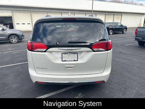 2020 Chrysler Pacifica Touring-L Plus