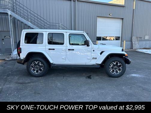 2026 Jeep Wrangler 4-Door Sahara 4x4