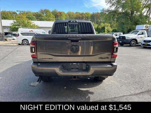 2022 RAM 2500 Limited Crew Cab 4x4 6'4' Box