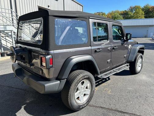 2024 Jeep Wrangler Sport