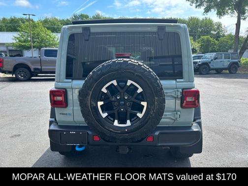 Earl Clearcoat 2024 Jeep Wrangler 4xe Rubicon