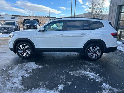 2025 Volkswagen Atlas 2.0T SE w/Technology 4MOTION