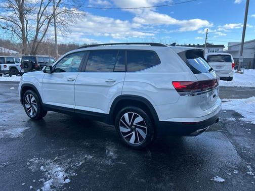2025 Volkswagen Atlas 2.0T SE w/Technology 4MOTION