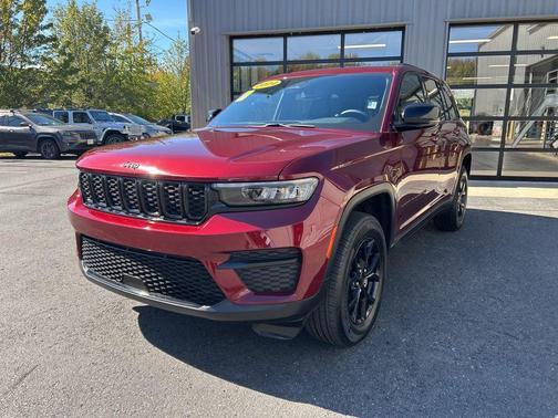 2024 Jeep Grand Cherokee Altitude
