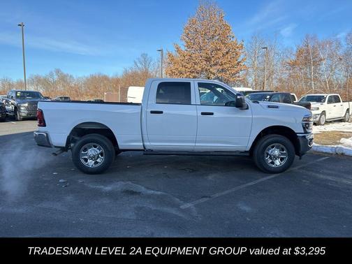 2026 RAM 3500 Tradesman Crew Cab 4x4 6'4' Box