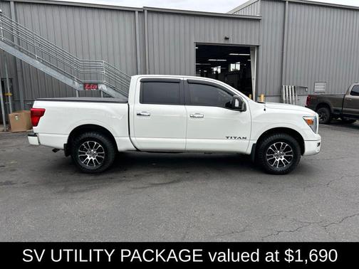 Glacier White 2021 Nissan Titan SV
