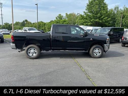 2025 RAM 2500 Tradesman Crew Cab 4x4 6'4' Box