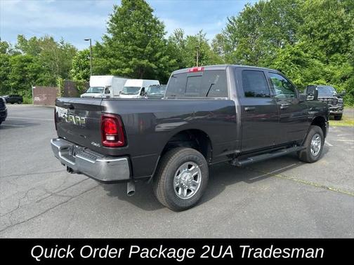 2025 RAM 2500 Tradesman Crew Cab 4x4 6'4' Box