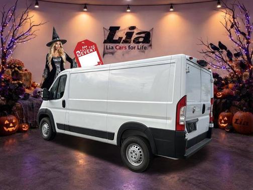 Bright White Clearcoat 2026 RAM ProMaster 2500 Tradesman